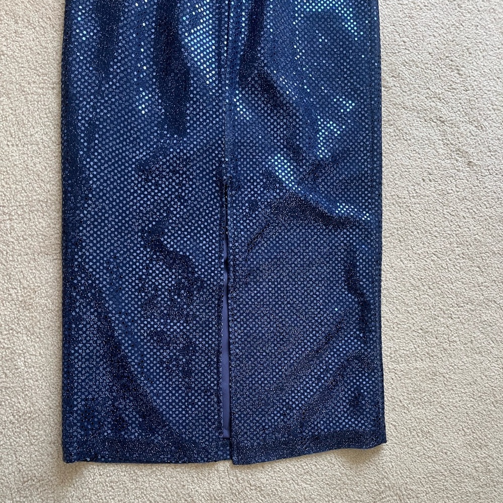 💜 HOST PICK 💜 Lori Ann Petite Blue Sequin Gown - Picture 9 of 10